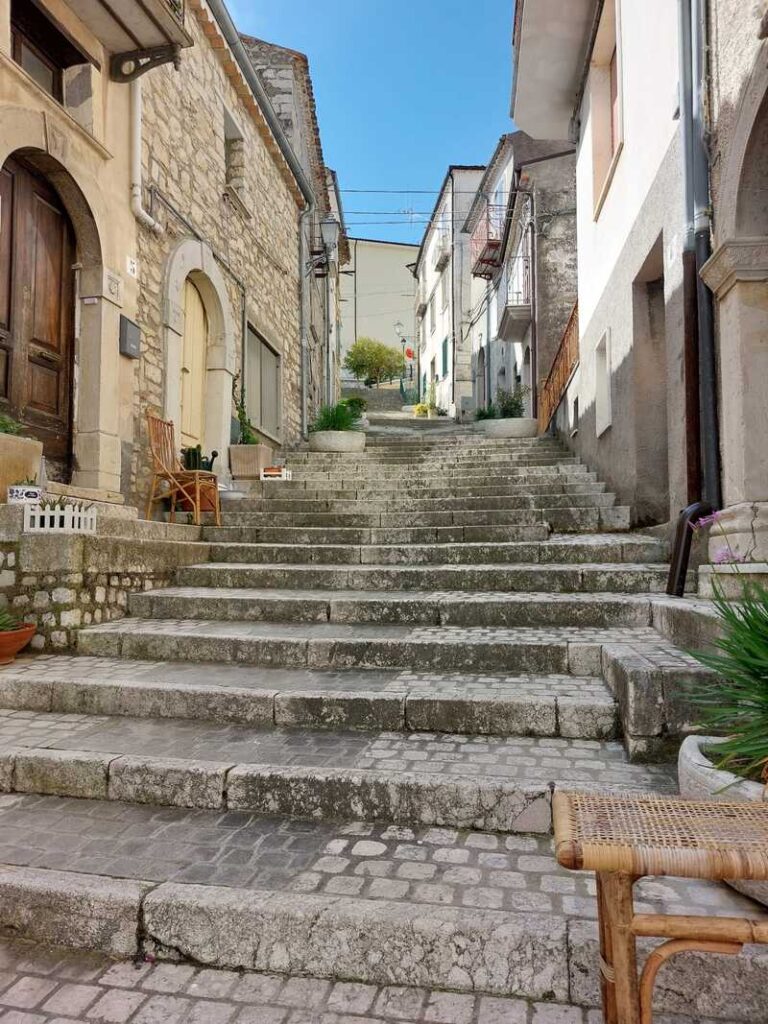 San Giovanni Lipioni Borgo degli Innamorati 3 san giovanni lipioni borgo degli innamorati 2